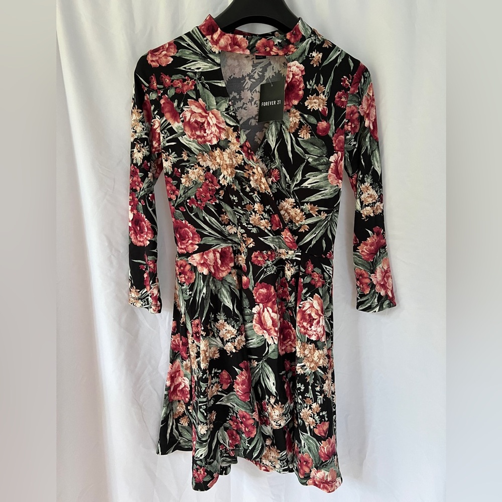 NWT Forever21 Floral Long Sleeve Wrap Style Dress
